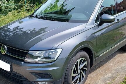 VW Tiguan 87.000 km 19.600 &euro; Hilter 49176