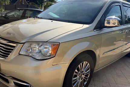 Chrysler Grand Voyager 179.833 km 7.999 &euro; Versmold 33775