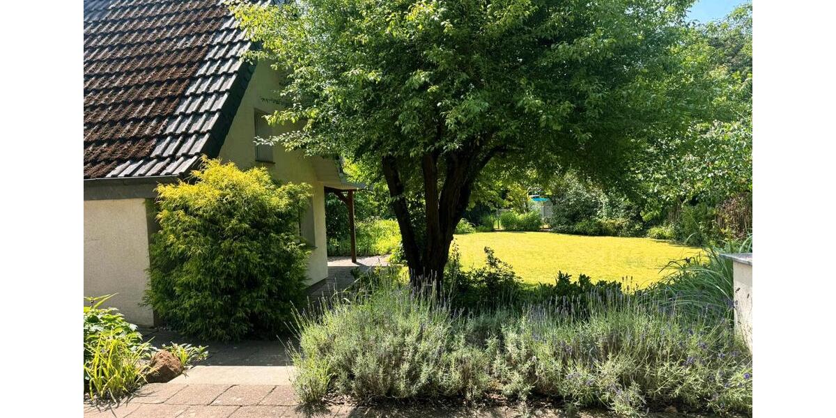 *Provisionsfrei* 4 Zimmer ETW, Garten, Terrasse, Kaminofen, 4 zimmer