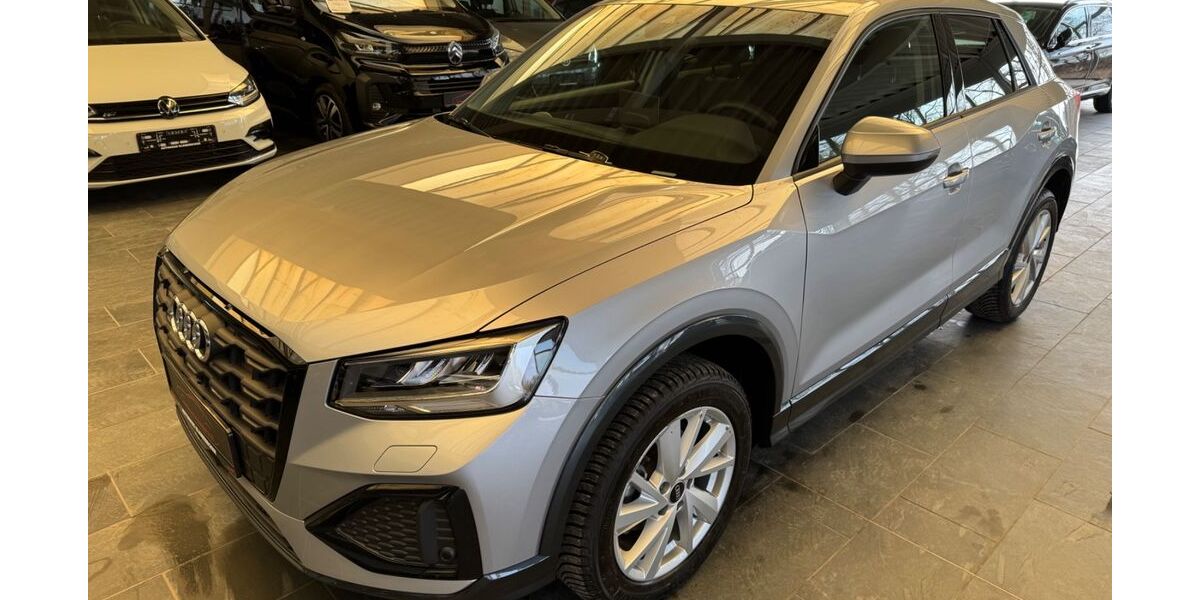 Audi Q2 6.500 km 29.788 &euro; Versmold 33775