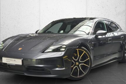 Porsche Taycan 7.969 km 103.900 &euro; Osnabrück 49078