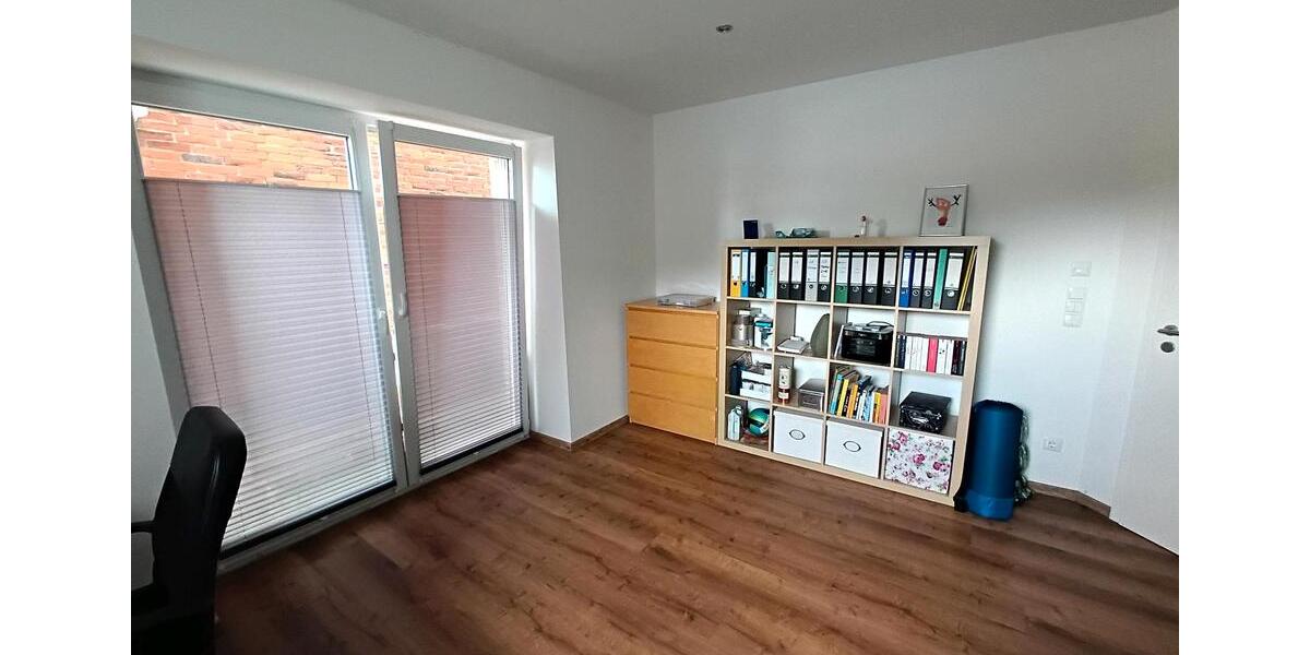 Erdgeschoßwohnung Osnabrück Gretesch - 4 Zimmer, 149 m&sup2;, 1.300&euro; | Angebot:26679198