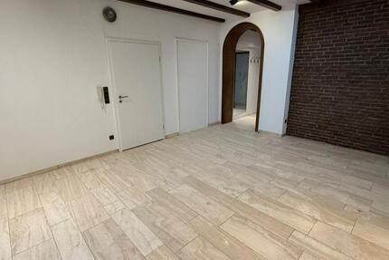 Wohnung Osnabrück - 4 Zimmer, 120 m&sup2;, 1.300&euro; | Angebot:26553838