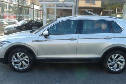 VW Tiguan 123.070 km 23.990 &euro; Osnabrück 49084