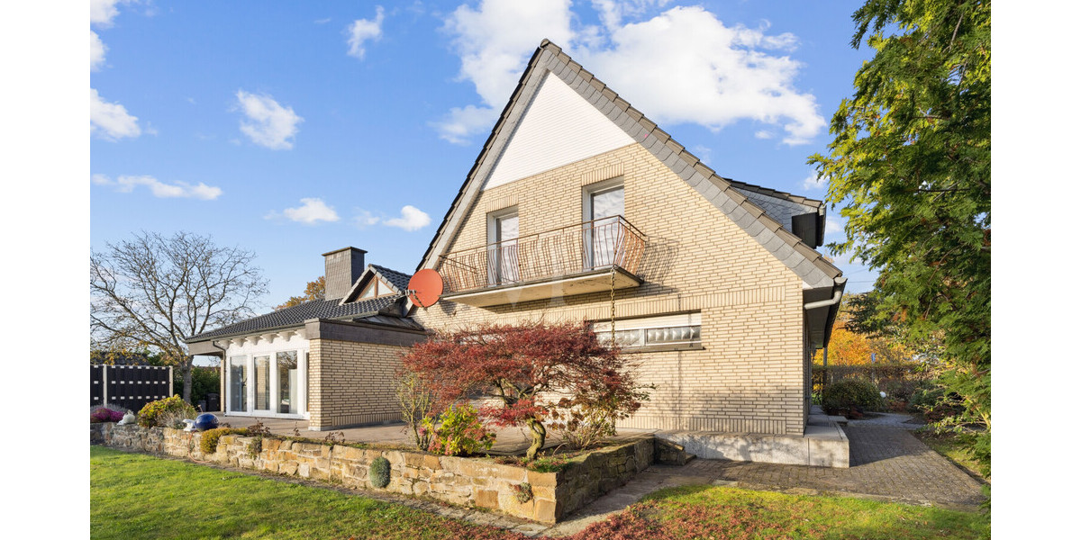 Gestaltungsmöglichkeiten ausschöpfen! ZFH mit fünf Garagen in Mettingen - Zweifamilienhaus Mettingen Mettingen | Angebot:23740596