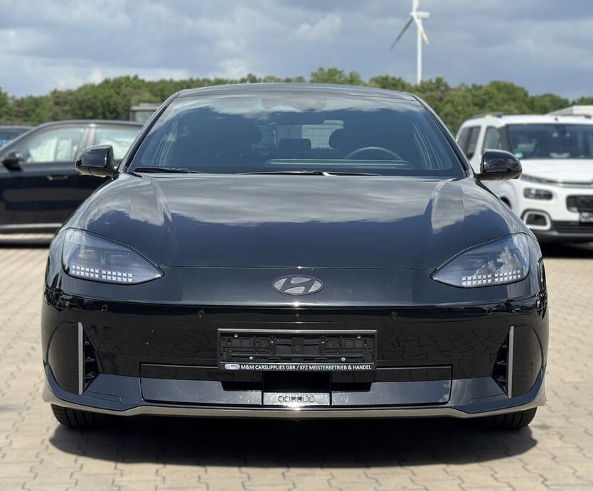 IONIQ 6