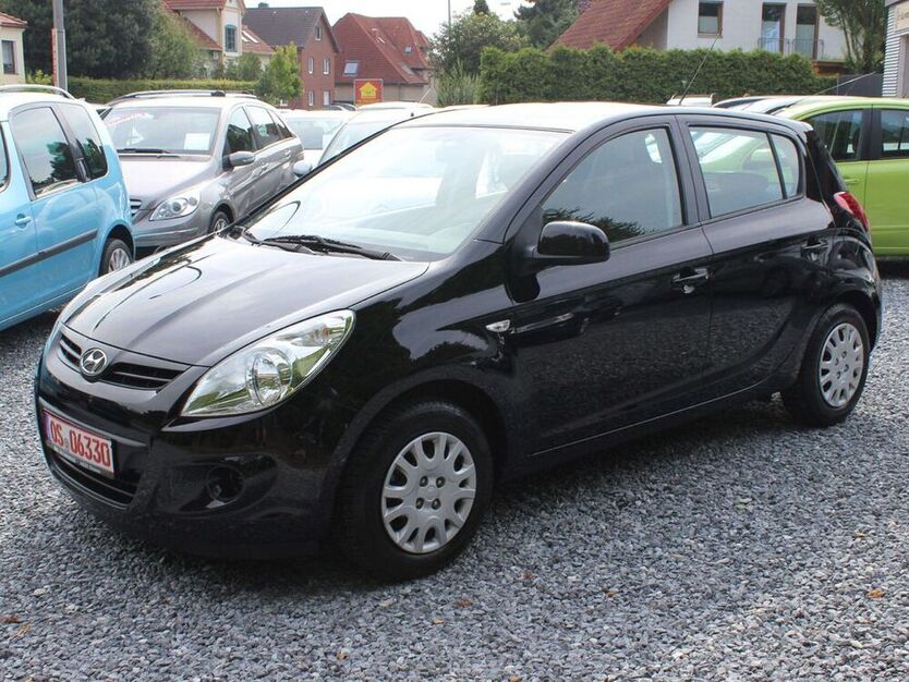i20