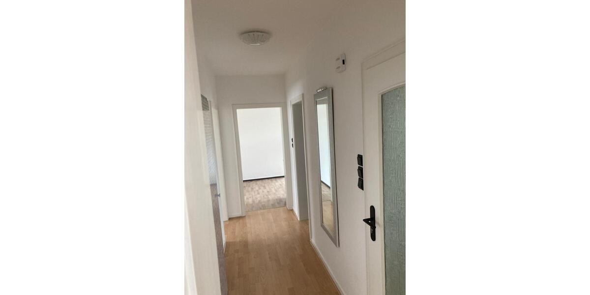 Etagenwohnung Lotte - 2 Zimmer, 68 m&sup2;, 600&euro; | Angebot:24743551