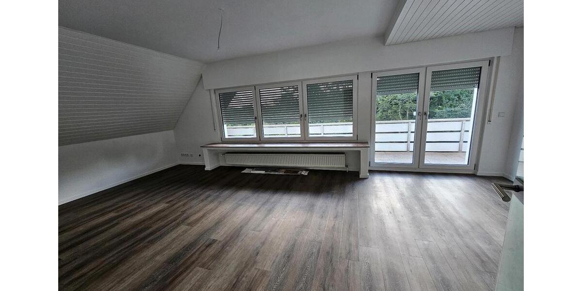 Etagenwohnung Osnabrück Gretesch - 2 Zimmer, 92 m&sup2;, 1.000&euro; | Angebot:25045252