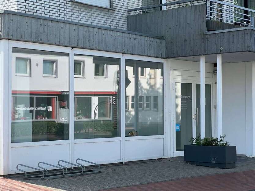 Einzelhandel in Recke 768 € 128 m²