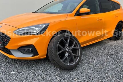 Ford Focus 49.900 km 26.800 &euro; Georgsmarienhütte 49124