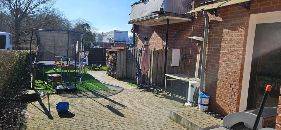 Einfamilienhaus Lotte - 8 Zimmer, 206 m&sup2;, 450.000&euro; | Angebot:26111176
