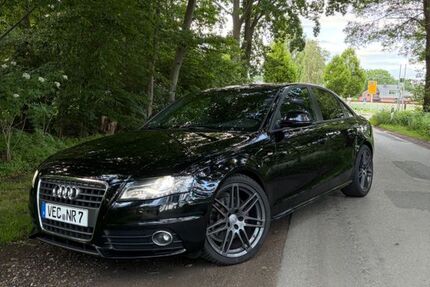 Audi A4 175.500 km 9.400 &euro; Damme 49401