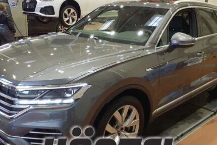 VW Touareg 29.700 km 52.000 &euro; Osnabrück 49084