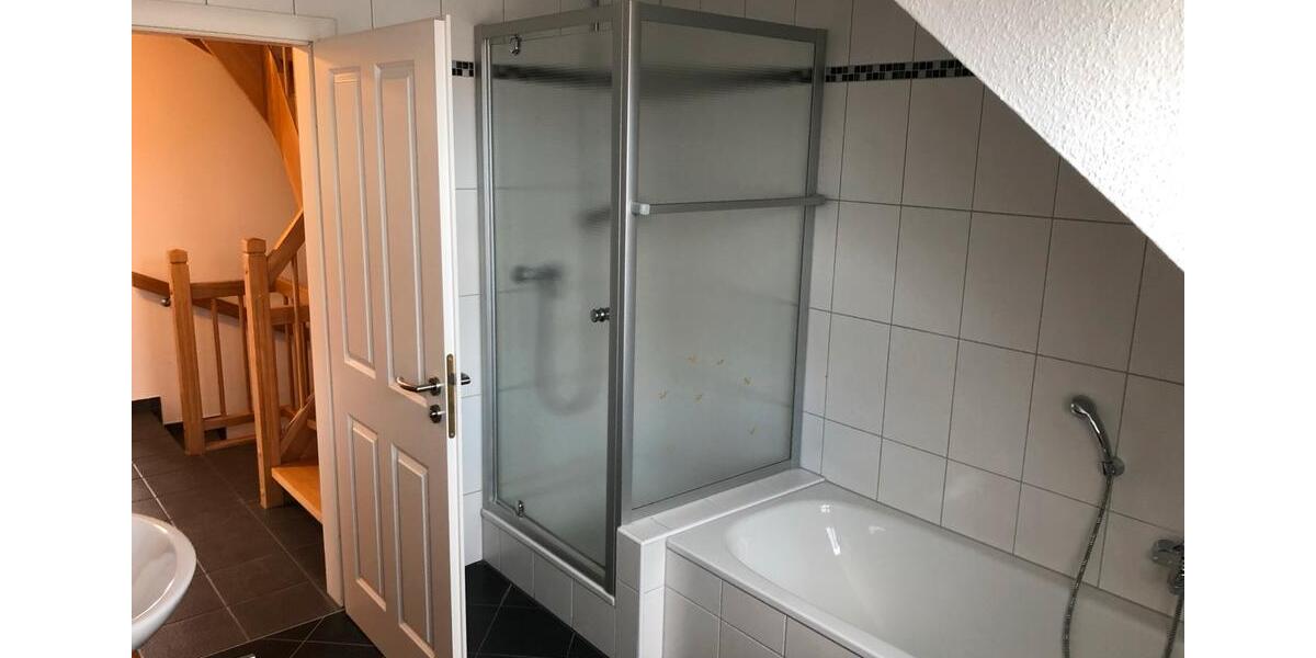 Doppelhaushälfte Mettingen - 4 Zimmer, 121 m&sup2;, 1.150&euro; | Angebot:25883733