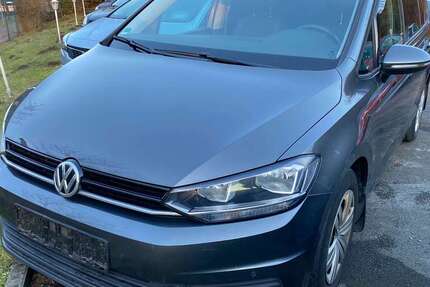 VW Touran 231.333 km 6.590 &euro; Lengerich 49525