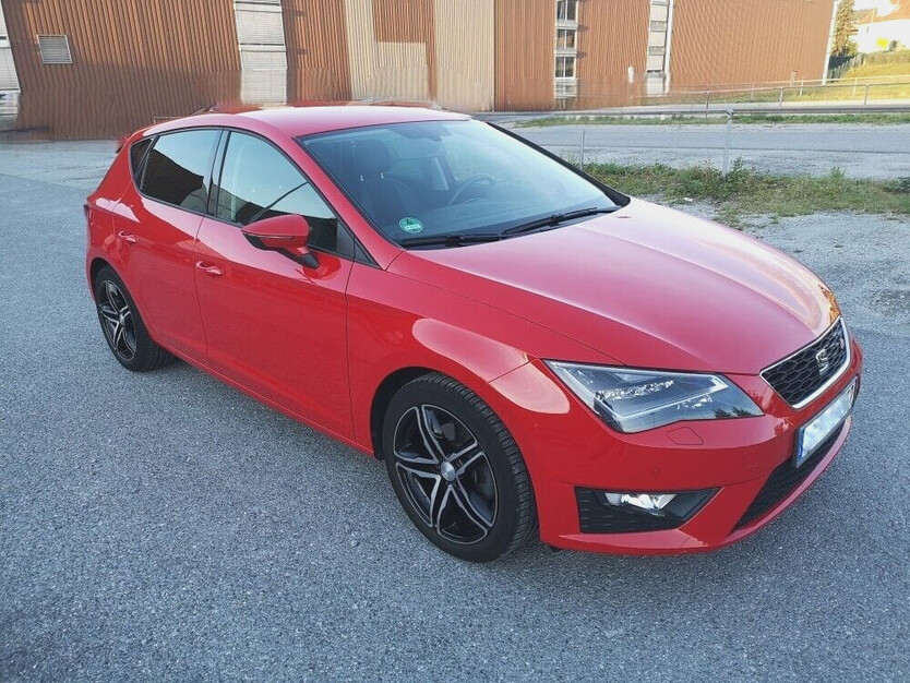 Seat Leon 97.100 km 14.800 € Halle 33790