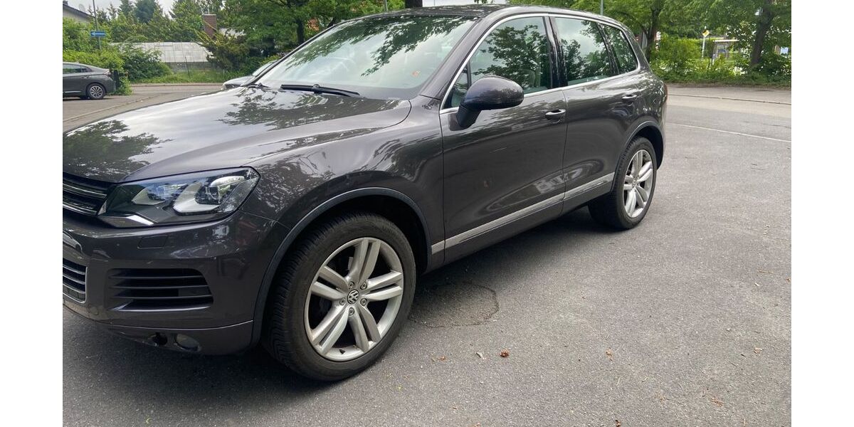 VW Touareg 205.000 km 13.500 &euro; Osnabrück 49086