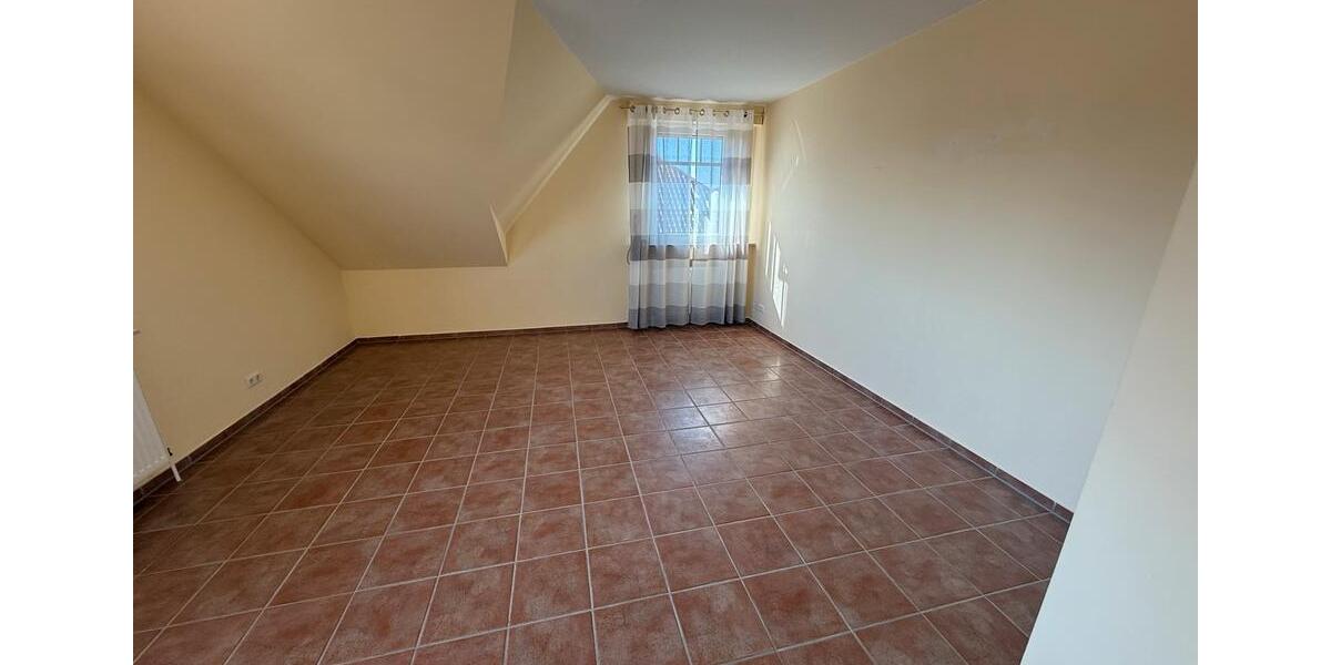 Dachgeschoßwohnung Neuenkirchen - 4 Zimmer, 118 m&sup2;, 992&euro; | Angebot:26249590