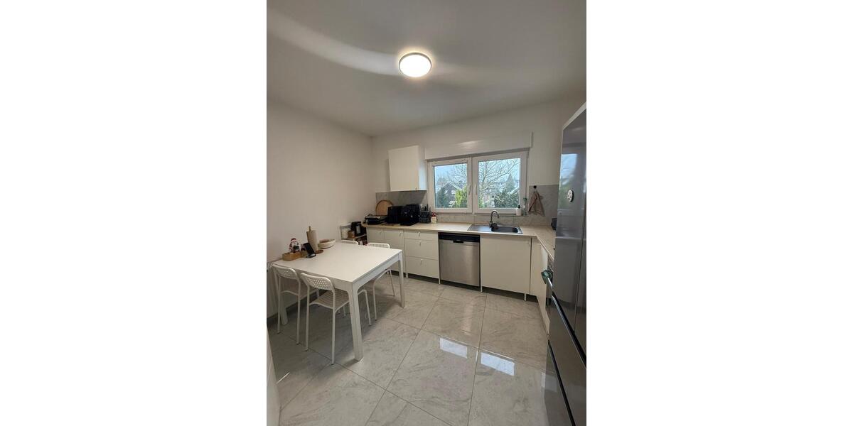 Etagenwohnung Osnabrück Hellern - 4 Zimmer, 105 m&sup2;, 1.250&euro; | Angebot:24801336