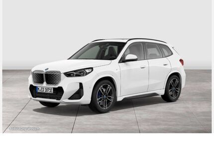 BMW iX1 2.410 km 51.890 € Warendorf 48231