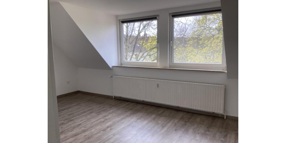 Dachgeschoßwohnung Osnabrück Nahne - 3 Zimmer, 78 m&sup2;, 681&euro; | Angebot:25984475