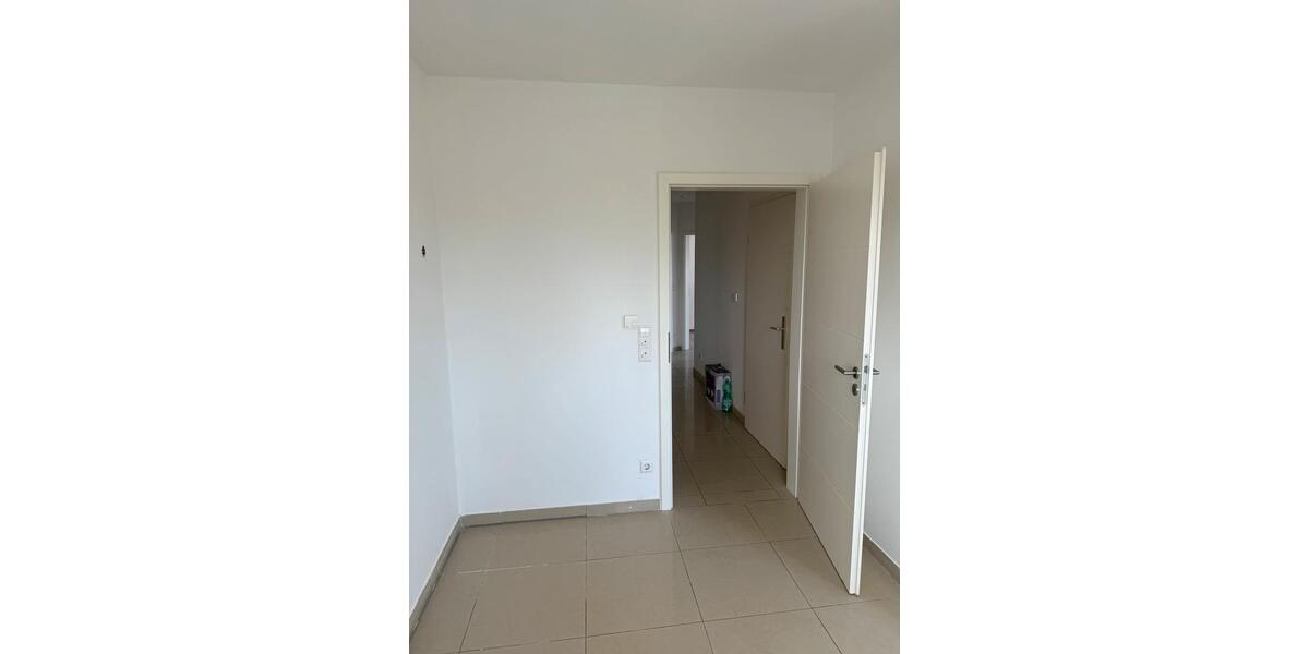 Erdgeschoßwohnung Melle - 4 Zimmer, 95 m&sup2;, 930&euro; | Angebot:25566129