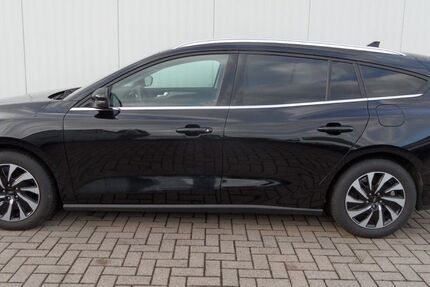 Ford Focus 27.100 km 17.900 &euro; Georgsmarienhütte 49124