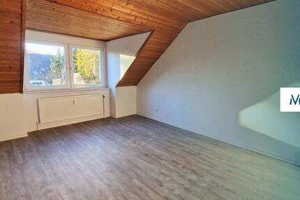 Schöne 3-Zimmer-Dachgeschosswohnung mit Tageslichtbad und modernem Ambiente zimmer