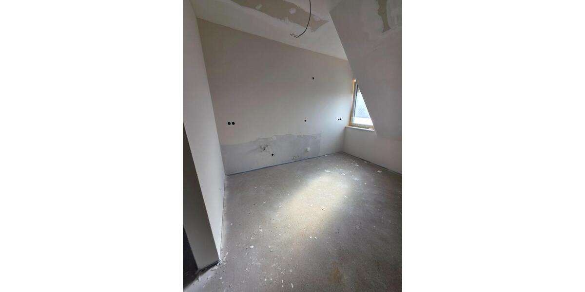 Dachgeschoßwohnung Bramsche - 4 Zimmer, 83 m&sup2;, 810&euro; | Angebot:25404054