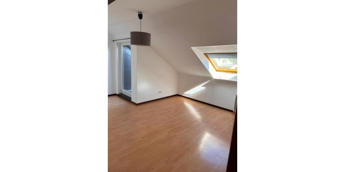 Dachgeschoßwohnung Hagen am Teutoburger Wald - 4 Zimmer, 72 m&sup2;, 510&euro; | Angebot:26083145