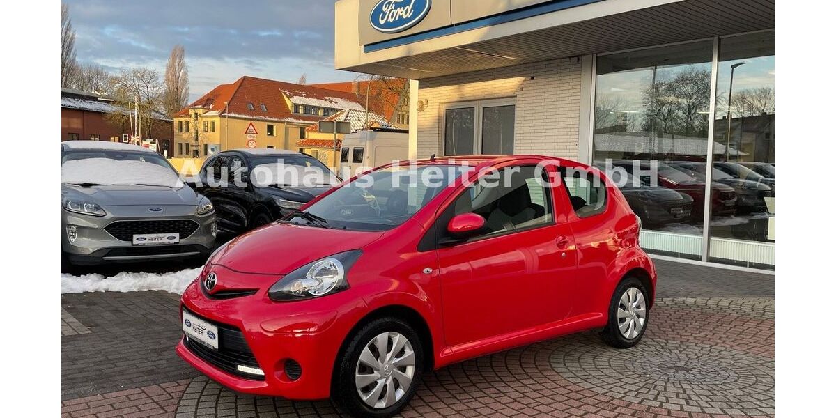 Toyota Aygo (X) 70.275 km 5.490 &euro; Osnabrück 49090