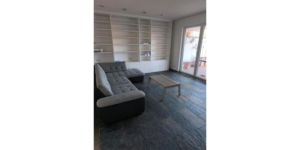 Etagenwohnung Ostercappeln - 8.5 Zimmer, 15 m&sup2;, 215&euro; | Angebot:25342875