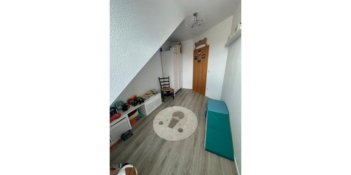 Dachgeschoßwohnung Versmold - 3 Zimmer, 76 m&sup2;, 900&euro; | Angebot:26338828