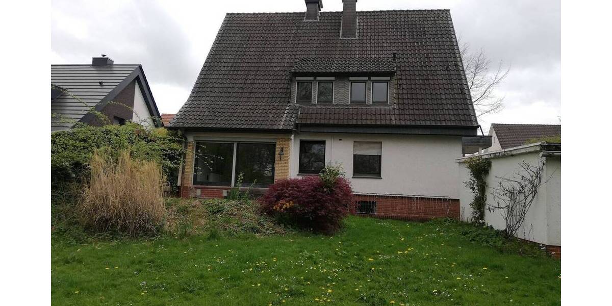 Mehrfamilienhaus, Wohnhaus Bad Iburg - 7 Zimmer, 190 m&sup2;, 1.300&euro; | Angebot:26257309