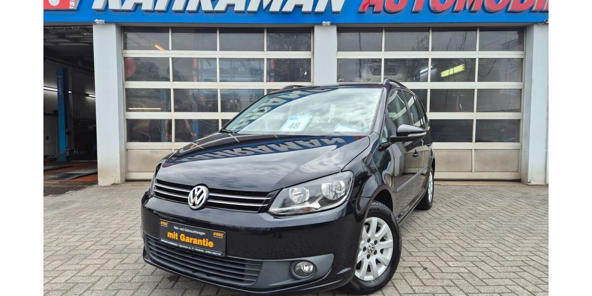 VW Touran 144.588 km 11.000 &euro; Osnabrück 49090