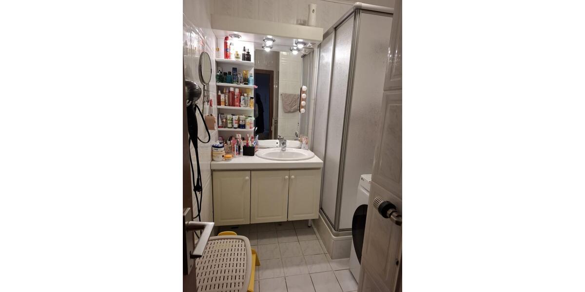 Gepflegte Eigentumswohnung mit Balkon an der Bringenburg 3 zimmer