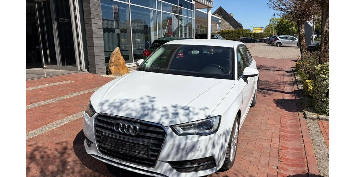 Audi A3 154.000 km 12.990 &euro; Ibbenbüren 49477