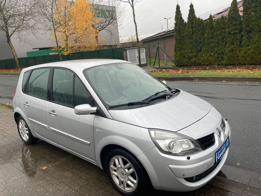 Renault Scenic 104.000 km 4.490 € Georgsmarienhütte 49124