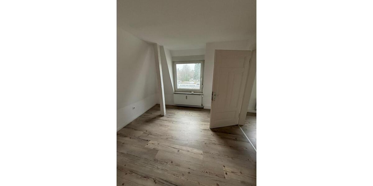 Dachgeschoßwohnung Osnabrück Hafen - 2 Zimmer, 50 m&sup2;, 600&euro; | Angebot:25362161