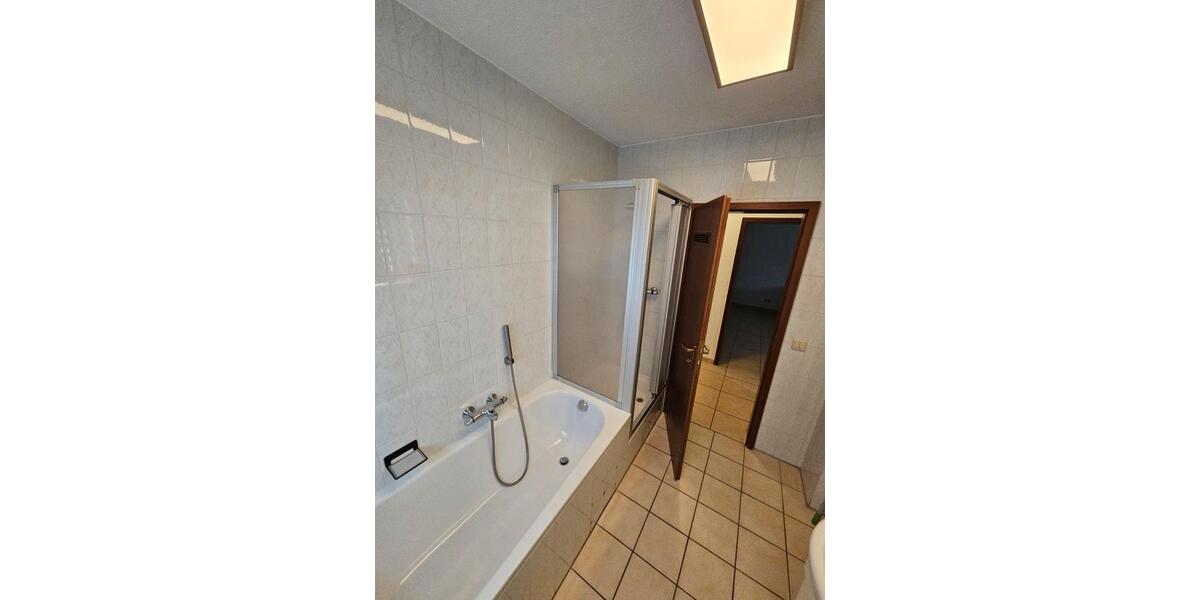 Etagenwohnung Osnabrück Dodesheide - 3 Zimmer, 81 m&sup2;, 889&euro; | Angebot:25810498