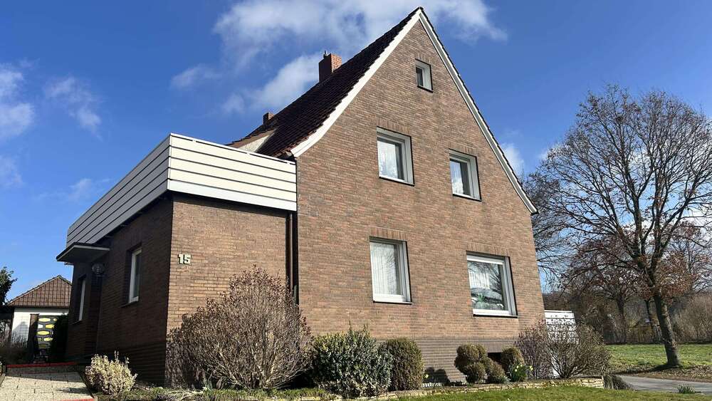 Einfamilienhaus Melle - 9 Zimmer, 232 m&sup2;, 359.000&euro; | Angebot:26801426
