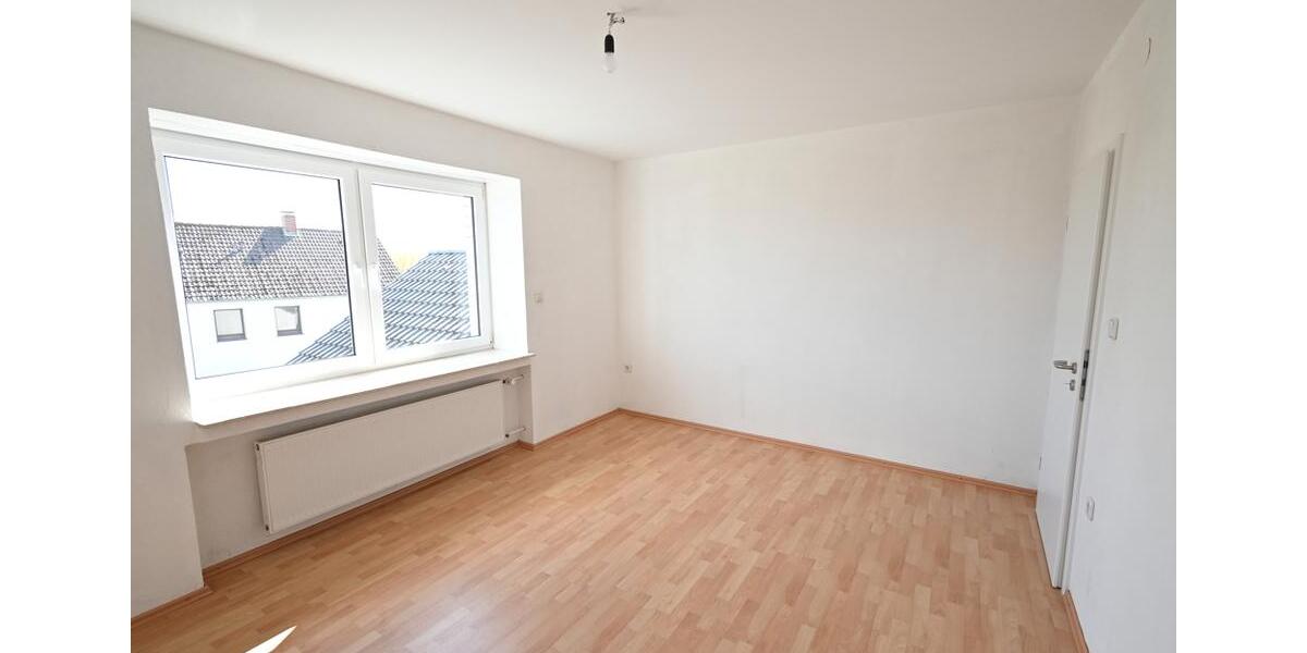 Etagenwohnung Melle Gesmold - 4 Zimmer, 106 m&sup2;, 870&euro; | Angebot:26337273
