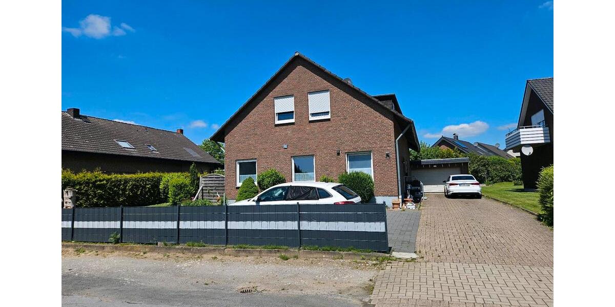 Einfamilienhaus Rödinghausen - 8 Zimmer, 241 m&sup2;, 500.000&euro; | Angebot:26677373