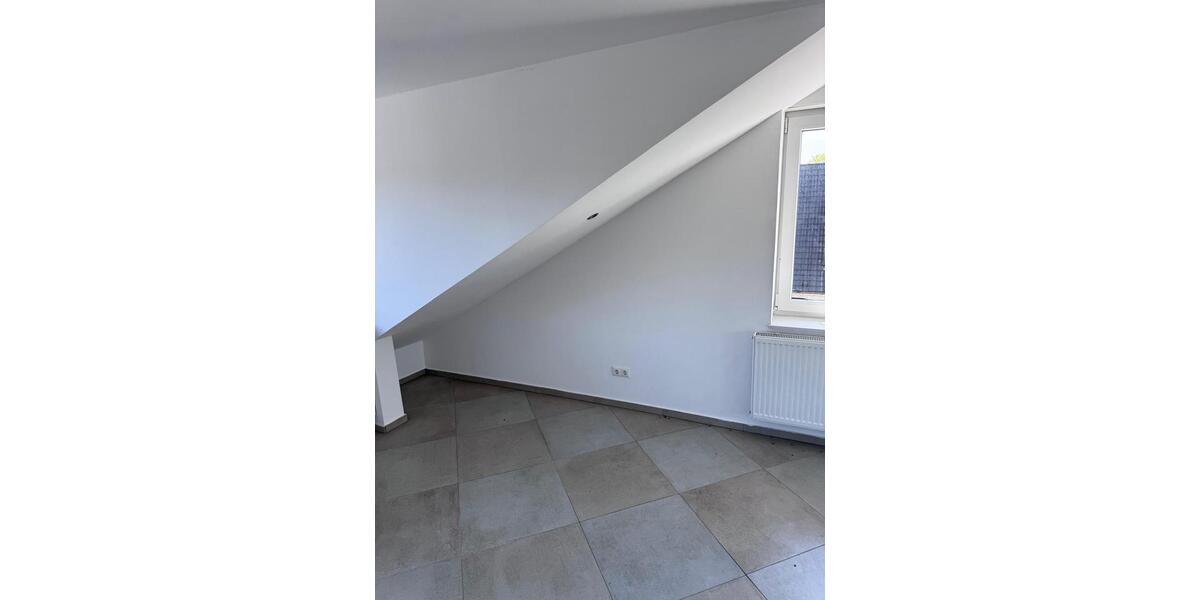 Dachgeschoßwohnung Lotte - 4 Zimmer, 69 m&sup2;, 740&euro; | Angebot:26440871