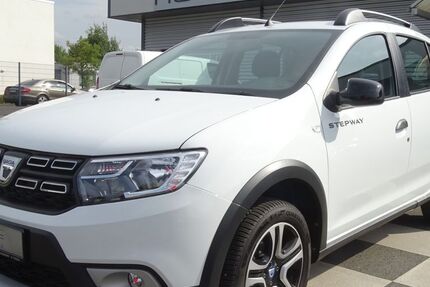 Dacia Sandero 16.581 km 13.690 € Warendorf 48231