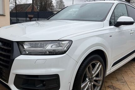 Audi Q7 162.853 km 27.950 &euro; Versmold 33775