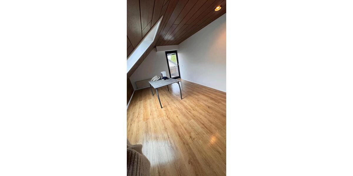 Dachgeschoßwohnung Melle Bruchmühlen - 3 Zimmer, 84 m&sup2;, 950&euro; | Angebot:26671634