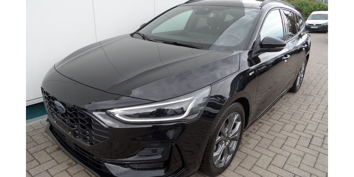 Ford Focus 23.600 km 20.900 &euro; Georgsmarienhütte 49124