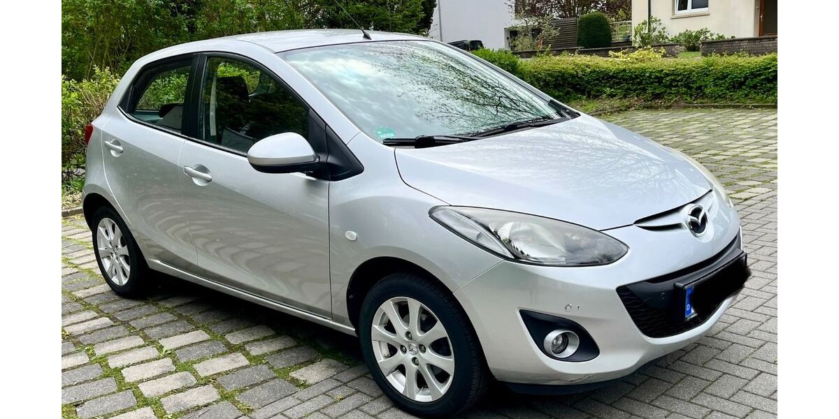 Mazda 2 52.000 km 8.350 &euro; Osnabrück 49086